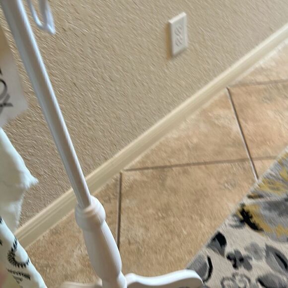 Wildfox Women's Signature Ivory Cream Wrap Scarf Creasant Logo Fringe Hem New - Picture 3 of 7